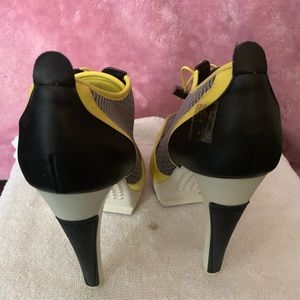 BCBG Eneration High Heels Sneakers